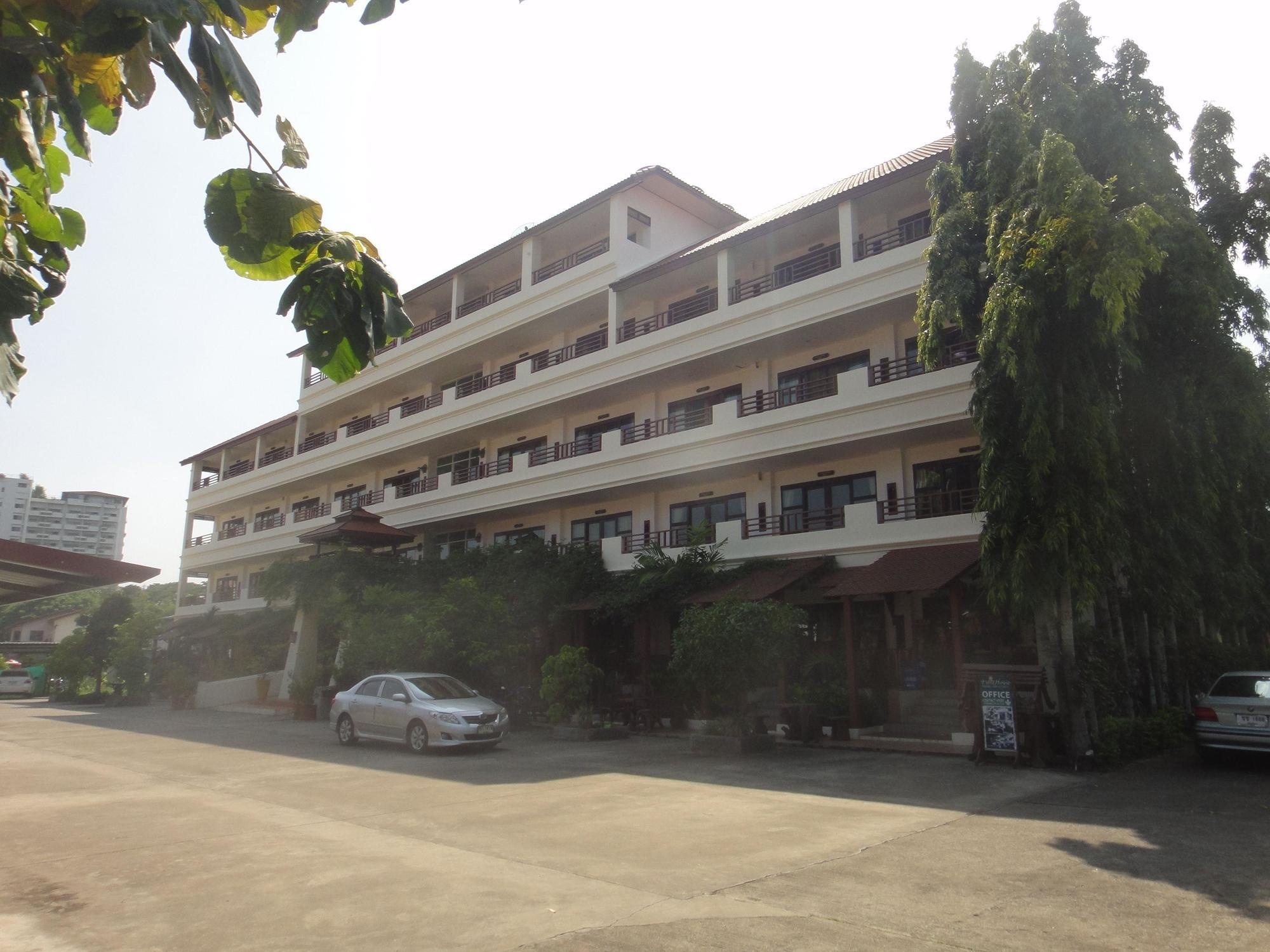 Hotel Flora House Chiang Mai Esterno foto